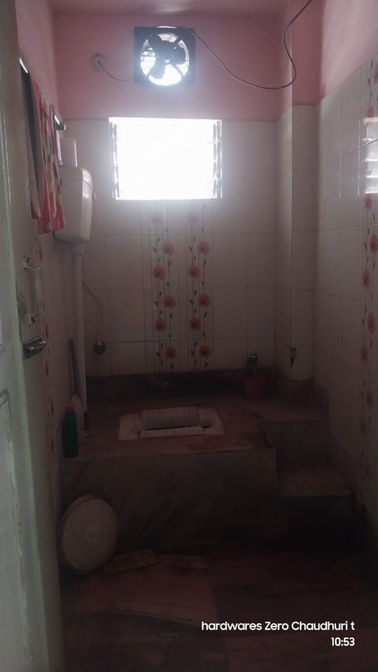 Bathroom, agarpara 2 Bedroom 840 Sq.Ft. Apartment In Agarpara Kolkata 8340643