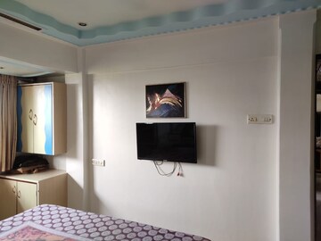 Furnished Amenities in 1 BHK Apartment at Dheeraj Pooja, Malad West – for Rent