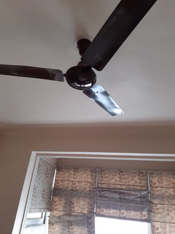 Furnished Amenities in 2 BHK Apartment at Ansal Sushant Estate, Sector 52 – for Rent