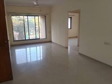 Room in 2 BHK Apartment at Rajesh Raj Infinia, Malad West – for Rent