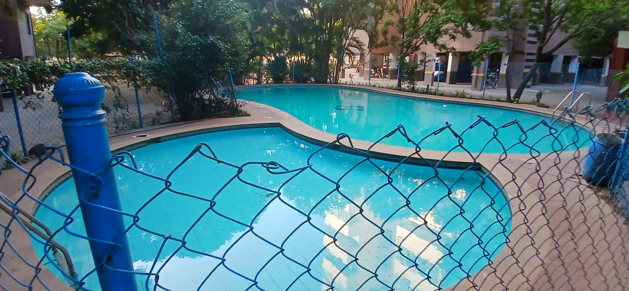 Swimming Pool in 2.5 BHK Apartment at Hebbal – for Rent