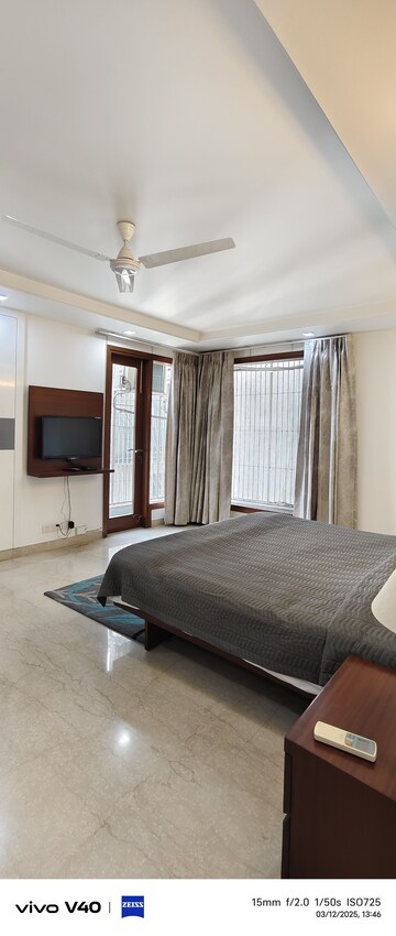 Bedroom in 3 BHK Builder Floor at Defence Colony – for Rent