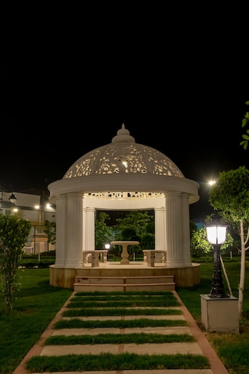4 BHK Apartment – Exterior View View at Purvanchal Royal City, Chi V Greater Noida - for Sale
