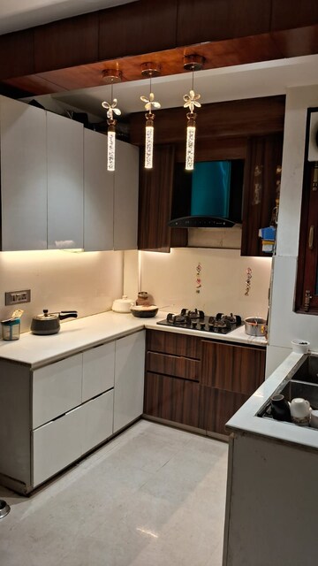 Kitchen in 3.5 BHK Builder Floor at Indrapuram – for Sale