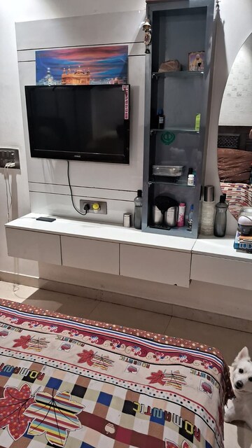 Kitchen in 3.5 BHK Builder Floor at Indrapuram – for Sale