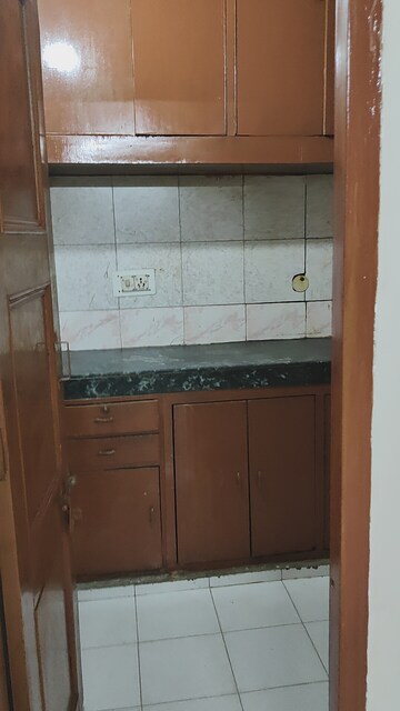Furnished Amenities in 2 BHK Independent House at Palam Vihar Residents Association, Palam Vihar – for Rent
