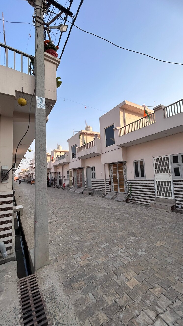 Exterior View, upsidc site b  100 Sq.Yd. Plot In Upsidc Site B Greater Noida 8341643