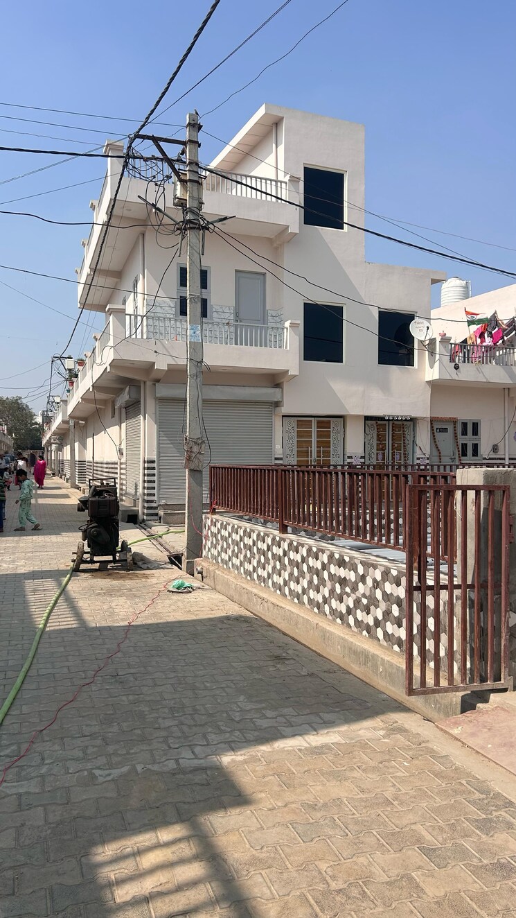 Exterior View, upsidc site b  100 Sq.Yd. Plot In Upsidc Site B Greater Noida 8341643