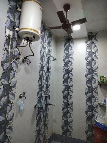 Bathroom in 1 BHK Builder Floor at Malviya Nagar – for Rent