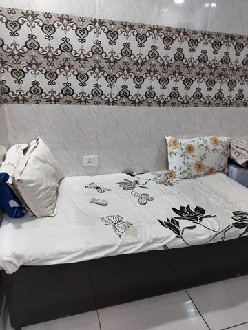 Bedroom in 1 BHK Builder Floor at Malviya Nagar – for Rent