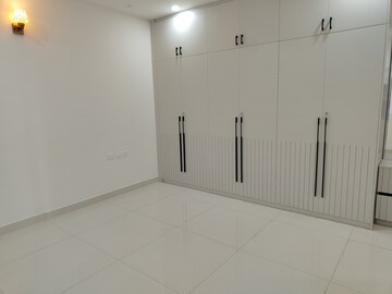 Room in 3 BHK Apartment at Vajra Jasmine County, Gachibowli – for Rent