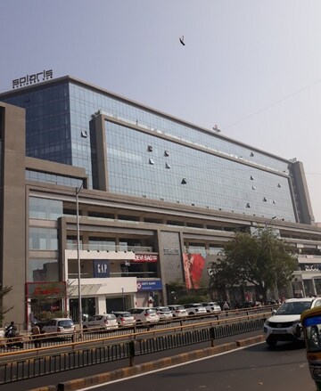 Commercial Office Space 2300 Sq.Ft. For Resale in Sola Road Ahmedabad  8341813