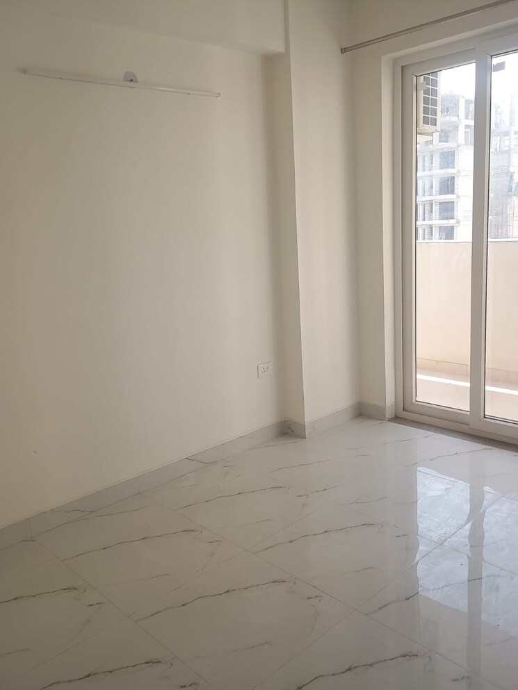 Room, omaxe-heights 3 Bedroom 954 Sq.Ft. Apartment In Sector 86 Faridabad 8341847