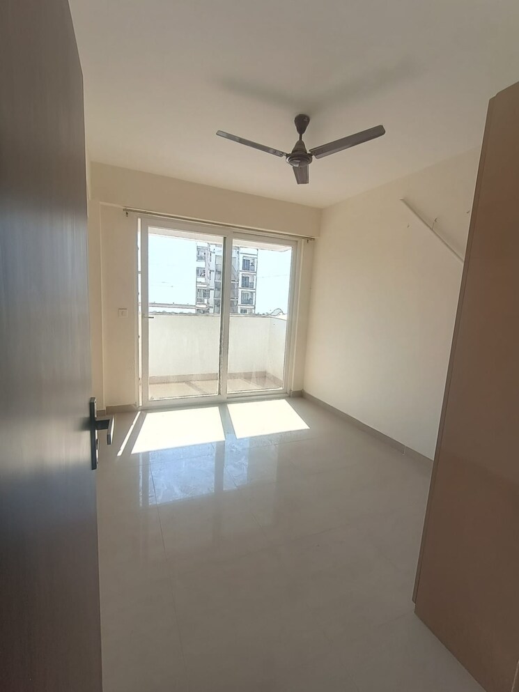 Room, omaxe-heights 3 Bedroom 954 Sq.Ft. Apartment In Sector 86 Faridabad 8341847