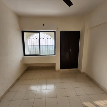 Room in 3 BHK Apartment at Sagar Darshan Towers, Nerul – for Rent