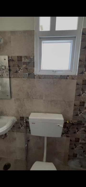 Bathroom in 3.5 BHK Apartment at Jankipuram Extension – for Rent