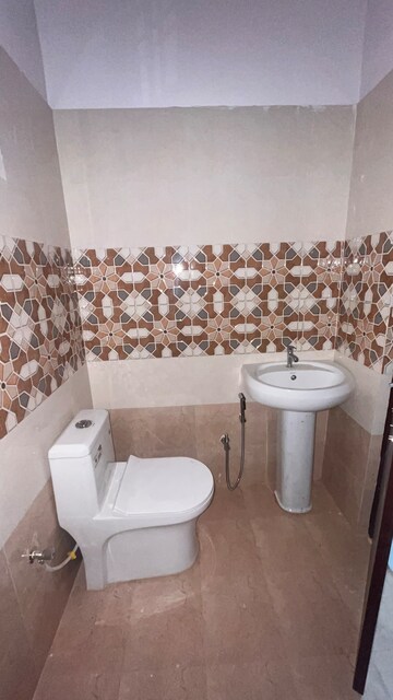 Bathroom in 2 BHK Independent House at Jankipuram – for Rent