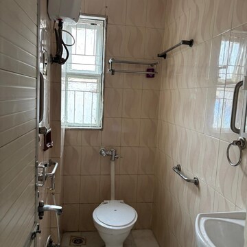 Bathroom in 3 BHK Apartment at Dignity Apartments, Seven Bunglow – for Rent