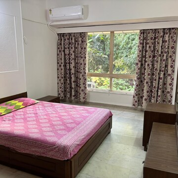 Bedroom in 3 BHK Apartment at Dignity Apartments, Seven Bunglow – for Rent