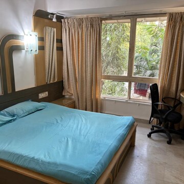 Bedroom in 3 BHK Apartment at Dignity Apartments, Seven Bunglow – for Rent