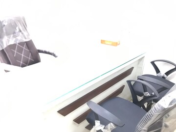 Furnished Amenities in  Office Space at Vashi Plaza, Vashi Sector 17 – for Rent