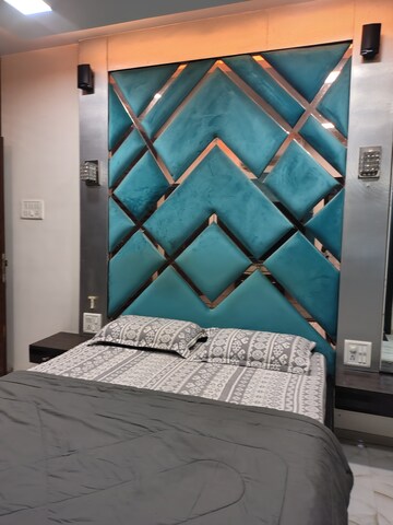 Furnished Amenities in 2.5 BHK Apartment at Oberoi Springs, Andheri West – for Rent