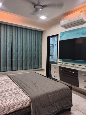 2.5 BHK Apartment For Rent in Oberoi Springs, Andheri West