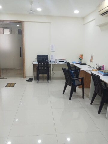  Office Space For Rent in Ghatkopar West