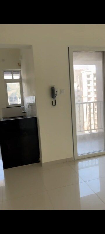 Room in 1 BHK Apartment at Kolte Patil R10, Hinjewadi – for Rent
