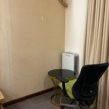 Team Area in  Pg at Sector 10a – for Rent