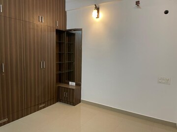 Room in 3 BHK Apartment at Richmond Town – for Rent