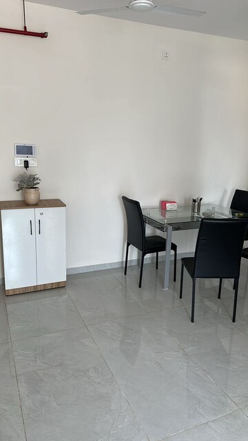2.5 BHK Apartment For Rent in Bharat Arize, Goregaon West