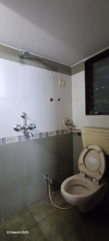 Bathroom in 2 BHK Apartment at Miracle Heights, Kopar Khairane – for Rent