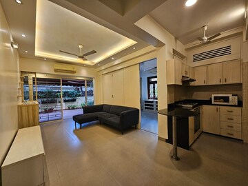 2 BHK Apartment For Rent in Bandra West