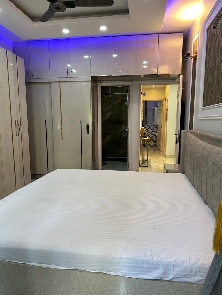 Bedroom, emaar-mgf-emerald-hills 3 Bedroom 267 Sq.Yd. Apartment In Sector 65 Gurgaon 8342473