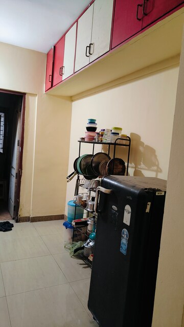 Master Bedroom in 2 BHK Apartment at Magarpatta Trillium, Hadapsar – for Rent