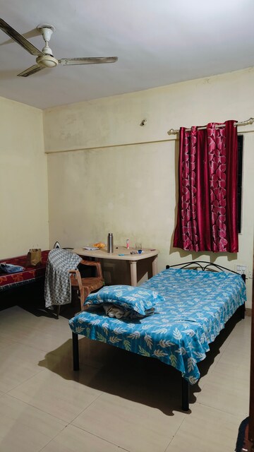 Bedroom in 2 BHK Apartment at Magarpatta Trillium, Hadapsar – for Rent