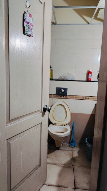 Bathroom in 2 BHK Apartment at Magarpatta Trillium, Hadapsar – for Rent