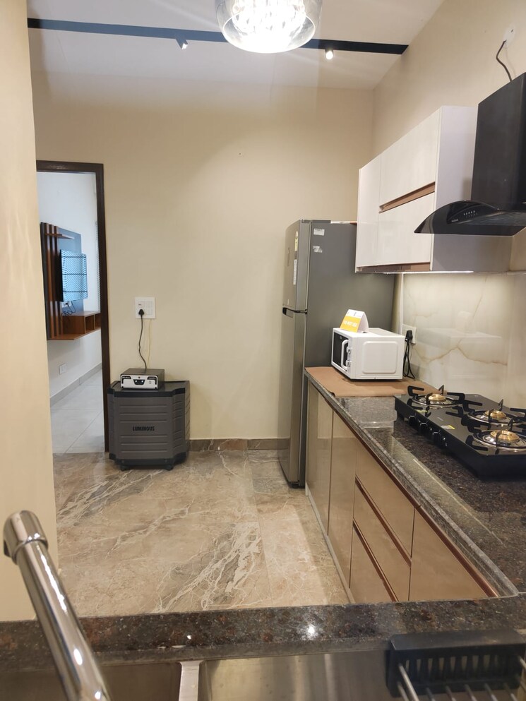 Kitchen, kharar road 3 Bedroom 1350 Sq.Ft. Apartment In Kharar Road Mohali 8342556