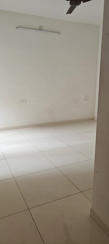 1.5 BHK Apartment For Sale in Godrej Emerald, Ghodbunder Road