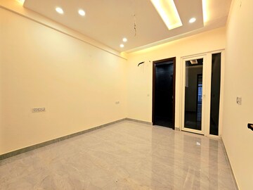 Room in 3 BHK Builder Floor at Peer Mucchalla – for Sale