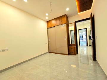 Room in 3 BHK Builder Floor at Peer Mucchalla – for Sale