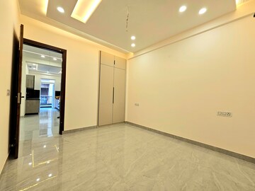 Room in 3 BHK Builder Floor at Peer Mucchalla – for Sale