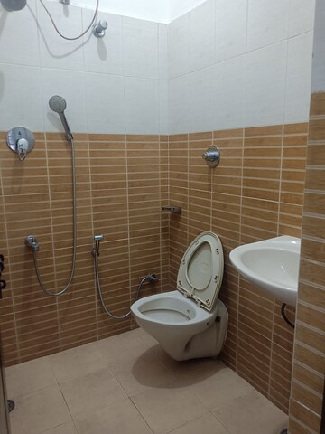 Bathroom in 1 RK Independent House at Ejipura – for Rent