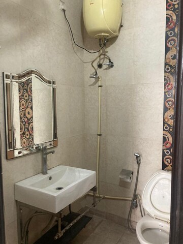 Bathroom in 1 BHK Builder Floor at Safdarjang Enclave – for Rent