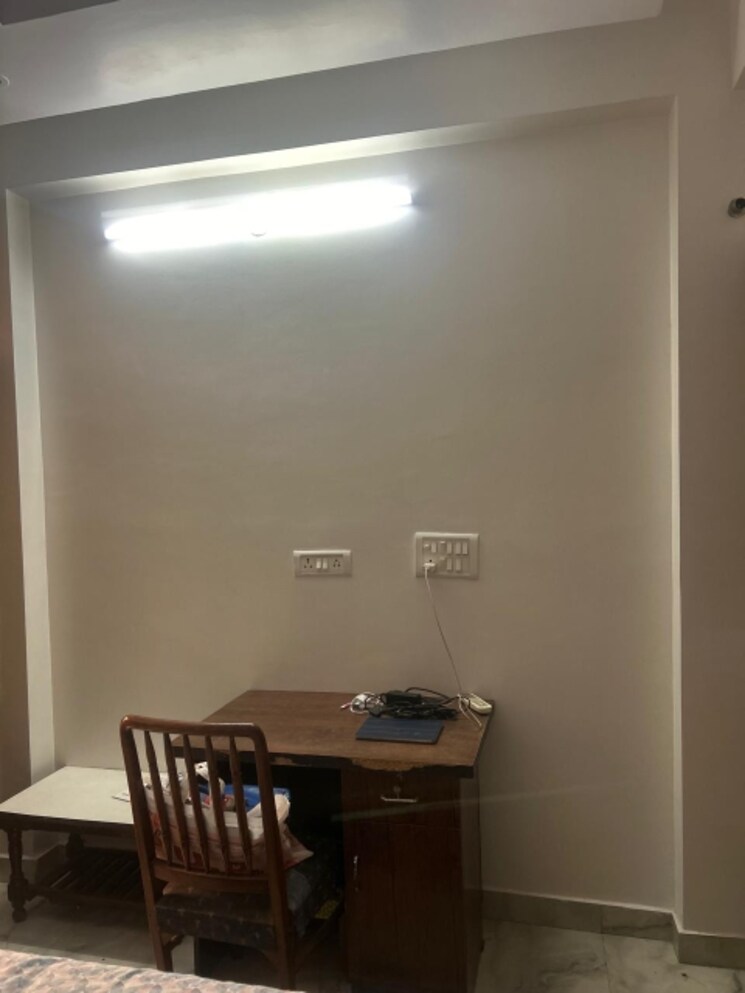 undefined, new ashok nagar 3 Bedroom 1100 Sq.Ft. Builder Floor In New Ashok Nagar Delhi 8342686