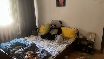 Living Room in 2 BHK Apartment at Green Park, Andheri East – for Rent