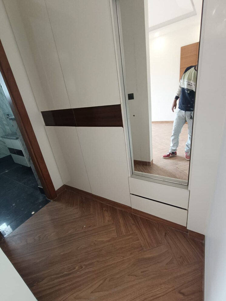 Other, sector 28 3 Bedroom 250 Sq.Yd. Builder Floor In Sector 28 Faridabad 8342784