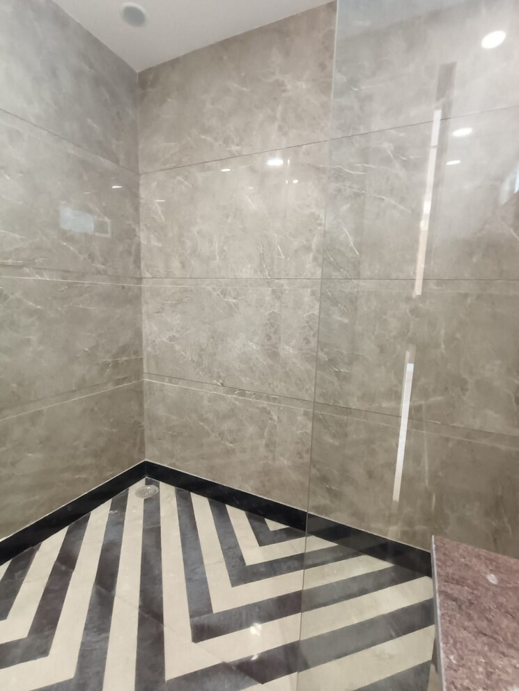 Other, sector 28 3 Bedroom 250 Sq.Yd. Builder Floor In Sector 28 Faridabad 8342784