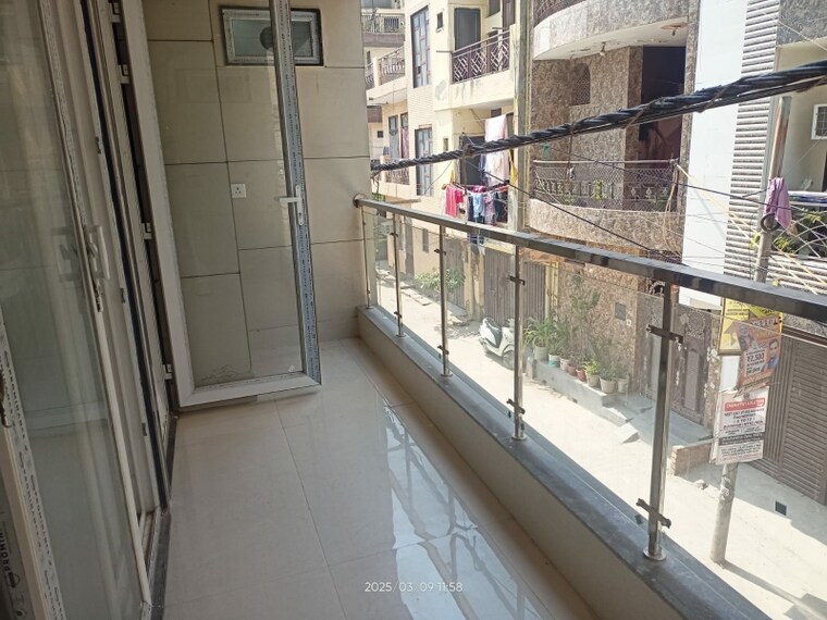 Balcony, mansa ram park 4 Bedroom 1200 Sq.Ft. Builder Floor In Mansa Ram Park Delhi 8342797